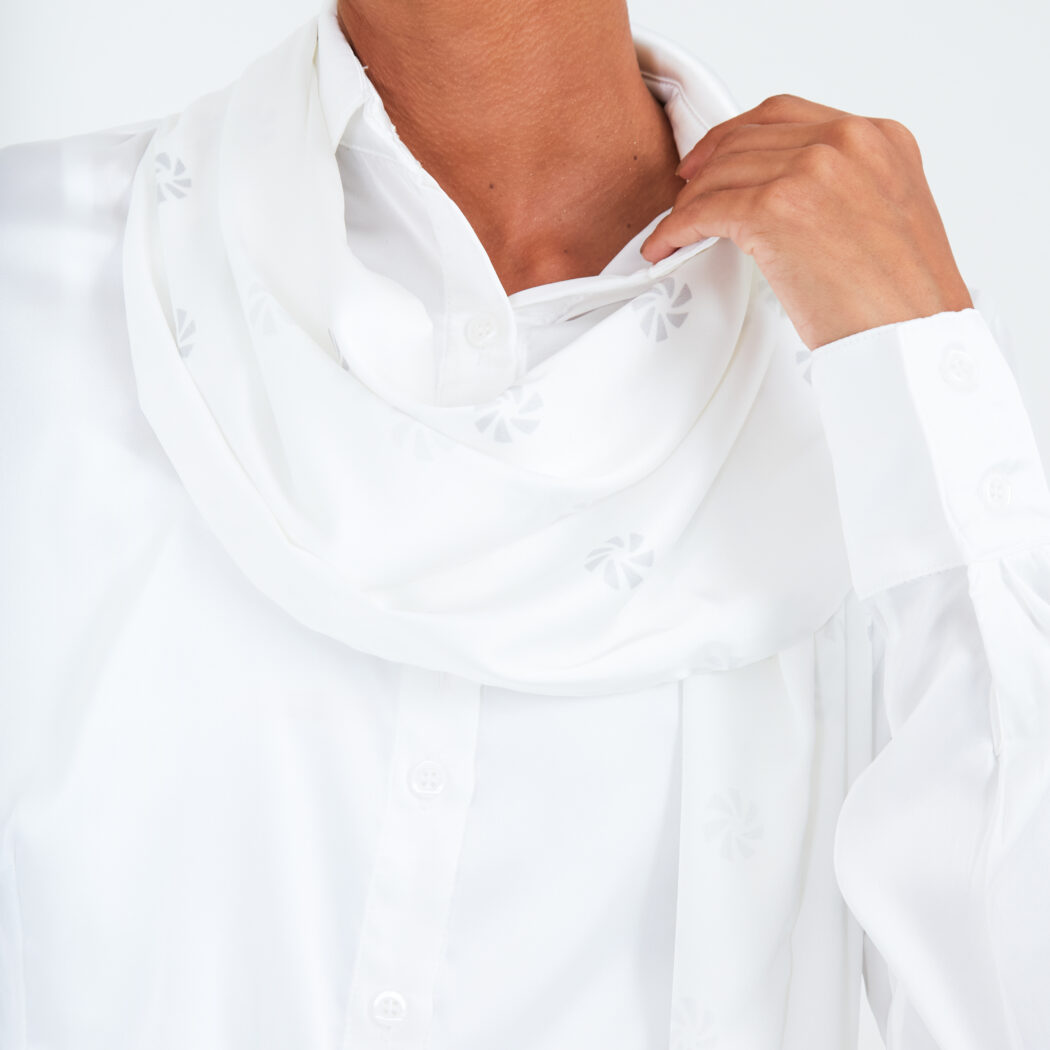 LENÇO SATIN LONGO ESTAMPADO SICREDI VLS FEMININO BRANCO